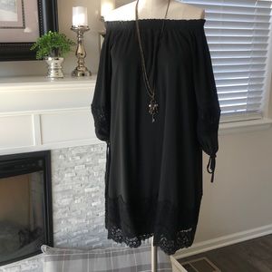 Annn Taylor Loft black Dress with lace  Size P/ L